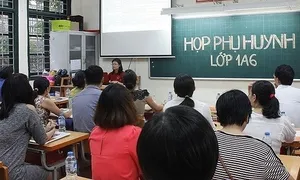 'Quỹ lớp 95 triệu, mua quà tặng thầy cô hết 25%'