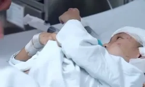 Bé trai Làng Nủ vượt nguy kịch sau nửa tháng điều trị